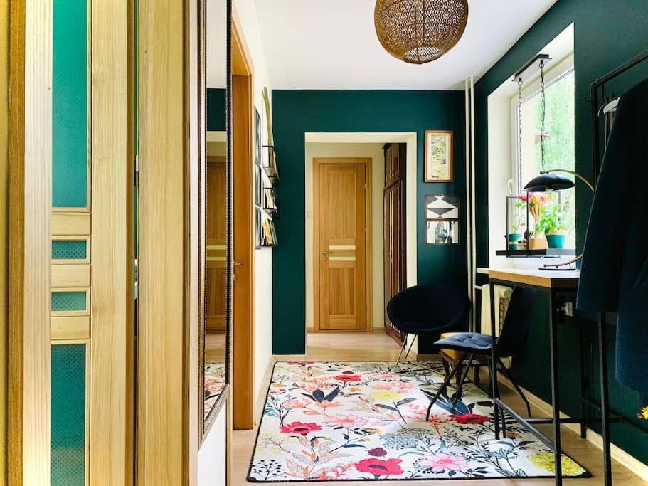 Three Bedroom With Two Terraces For 7People+Baby Κάουνας Εξωτερικό φωτογραφία
